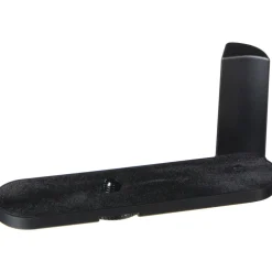Outlet Handgrip CL (Black) Batteries & Adapters