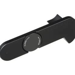 Outlet Handgrip CL (Black) Batteries & Adapters