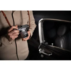 Hot Summilux-M 50mm f/1.4 Lens (Silver, 2025 Version) Normal Lenses