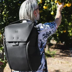 Clearance Everyday Backpack v2 (Black, 30L) Camera Bags