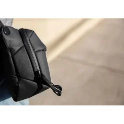 Clearance Everyday Sling v2 (Black, 3L) Camera Bags