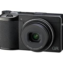 New GR III HDF Digital Camera with GC-11 Soft Case Point & Shoot