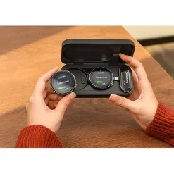 Online Blink Me U2 2-Person Clip-On Wireless Microphone System with Touchscreens & Recording Wireless Audio Systems