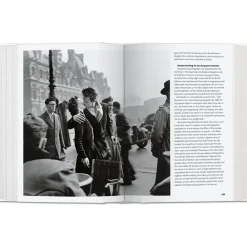 Discount Photo Icons. 50 Landmark Photographs and Their Stories - Hardcover Book Books